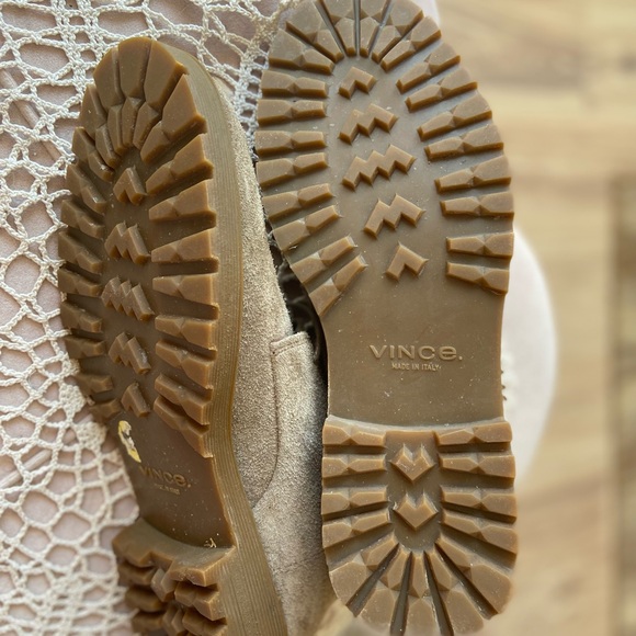 New Vince men’s booties never worn - Picture 5 of 5